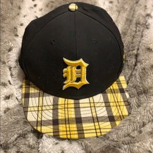 Black and yellow hat